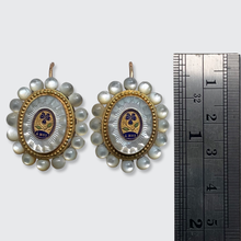 Load image into Gallery viewer, Opaline 'Pense A Moi' Earrings