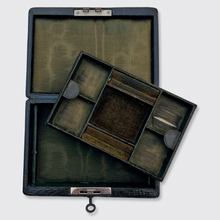 Load image into Gallery viewer, Jewellery Travel Box with Tray and Key