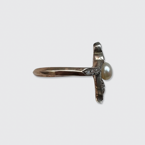 Belle Epoque Pearl & Diamonds Crossover Ring