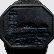 Load image into Gallery viewer, Georgian 'Fer de Berlin' Signet Ring