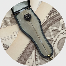 Load image into Gallery viewer, Antique Silver Owl Stickpin