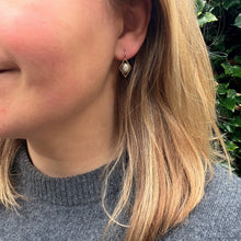 Load image into Gallery viewer, Victorian Kite-Shaped Pearl Earrings