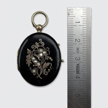 Load image into Gallery viewer, Victorian Black Enamel Gold Locket