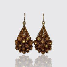 Load image into Gallery viewer, 19th Century Neo-Etruscan Filigree Drop Earrings