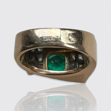 Load image into Gallery viewer, Retro Ring set with a Certified Columbian Emerald &amp; Diamonds