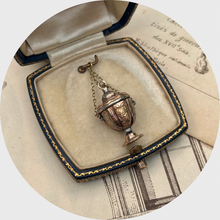 Load image into Gallery viewer, 18th Century Urn-Shaped Vinaigrette Pendant