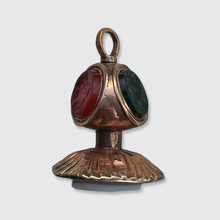 Load image into Gallery viewer, Victorian Intaglio Swivel Fob Seal