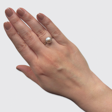 Load image into Gallery viewer, Antique Silver and Diamond Bouton Pearl Ring