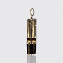 Load image into Gallery viewer, Victorian era Star-Shaped Picture Locket, Four Compartments