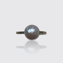 Load image into Gallery viewer, Antique Silver and Diamond Bouton Pearl Ring