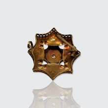 Load image into Gallery viewer, Victorian Gold &amp; Pearl Snowflake Brooch