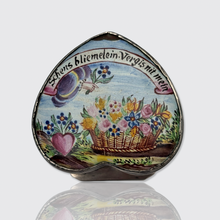 Load image into Gallery viewer, 18th Century Enameled Heart-Shaped Lovers Box