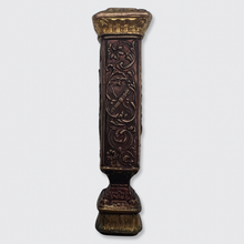 Load image into Gallery viewer, Victorian Two Tone Wax Seal Travel Case