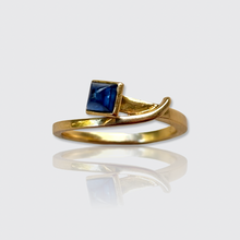 Load image into Gallery viewer, Vintage Sapphire Lucky Nail Ring