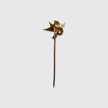 Load image into Gallery viewer, Antique Enameled Griffon Stickpin