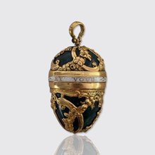 Load image into Gallery viewer, 18th Century Heliotrope Egg Pendant
