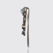 Load image into Gallery viewer, Vintage Silver Moonstone &amp; Diamond Fur Clip Brooch