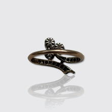 Load image into Gallery viewer, Belle Epoque Pearl &amp; Diamond Clover Ring
