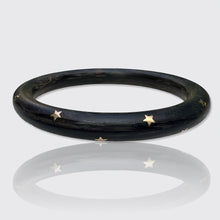 Load image into Gallery viewer, Victorian Wood Pique Stars Bracelet