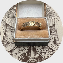 Load image into Gallery viewer, Victorian Memorial Ring with &#39;Locked&#39; Compartment