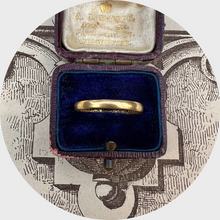 Load image into Gallery viewer, 18th Century Posy Ring: &#39;Remember the Giver&#39;