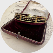 Load image into Gallery viewer, Victorian Gold &amp; Elephant Hair Bracelet