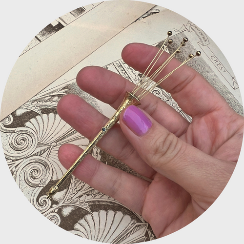 Gold & Sapphire Champagne Stirrer Pendant
