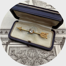 Load image into Gallery viewer, Cushion-Cut Diamond Arrow Brooch