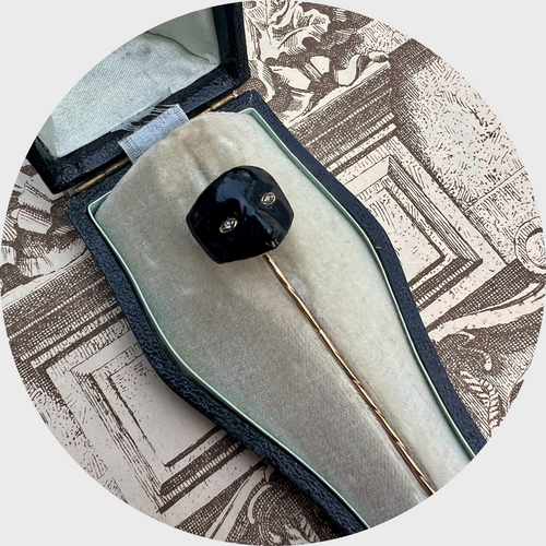 Georgian Carnival Masquerade Pin