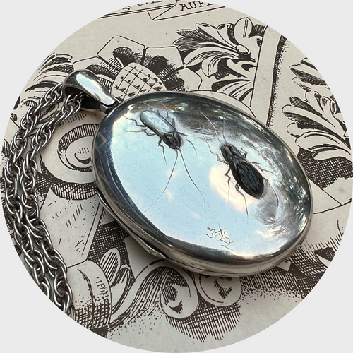 Silver Japonaise Shibayama Locket