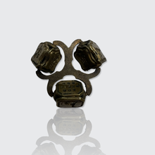 Load image into Gallery viewer, Victorian Multi Seal Spinner