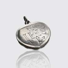 Load image into Gallery viewer, Silver Mounted 'Scare-Stone' Fossil Amulet Pendant