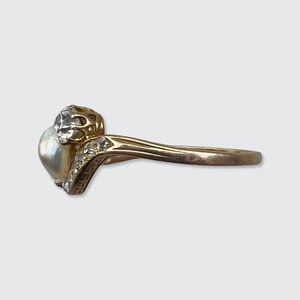 Belle Epoque Pearl & Diamond Crossover Ring