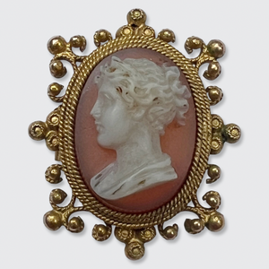 Victorian Miniature Cameo Brooch