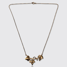 Load image into Gallery viewer, Art Nouveau 18k Gold &amp; Pearl Ivy Necklace