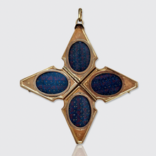 Load image into Gallery viewer, Victorian era Star-Shaped Picture Locket, Four Compartments