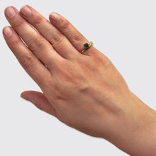 Load image into Gallery viewer, Vintage Sapphire Lucky Nail Ring