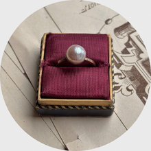 Load image into Gallery viewer, Antique Silver and Diamond Bouton Pearl Ring