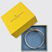 Load image into Gallery viewer, Artus Bertrand Silver Dog Heads Bangle