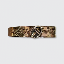 Load image into Gallery viewer, Victorian Memorial Ring with &#39;Locked&#39; Compartment