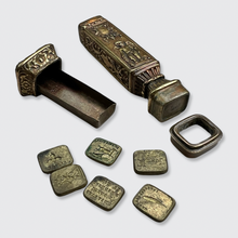 Load image into Gallery viewer, Victorian Wax Seal Travel Case with Six Seals