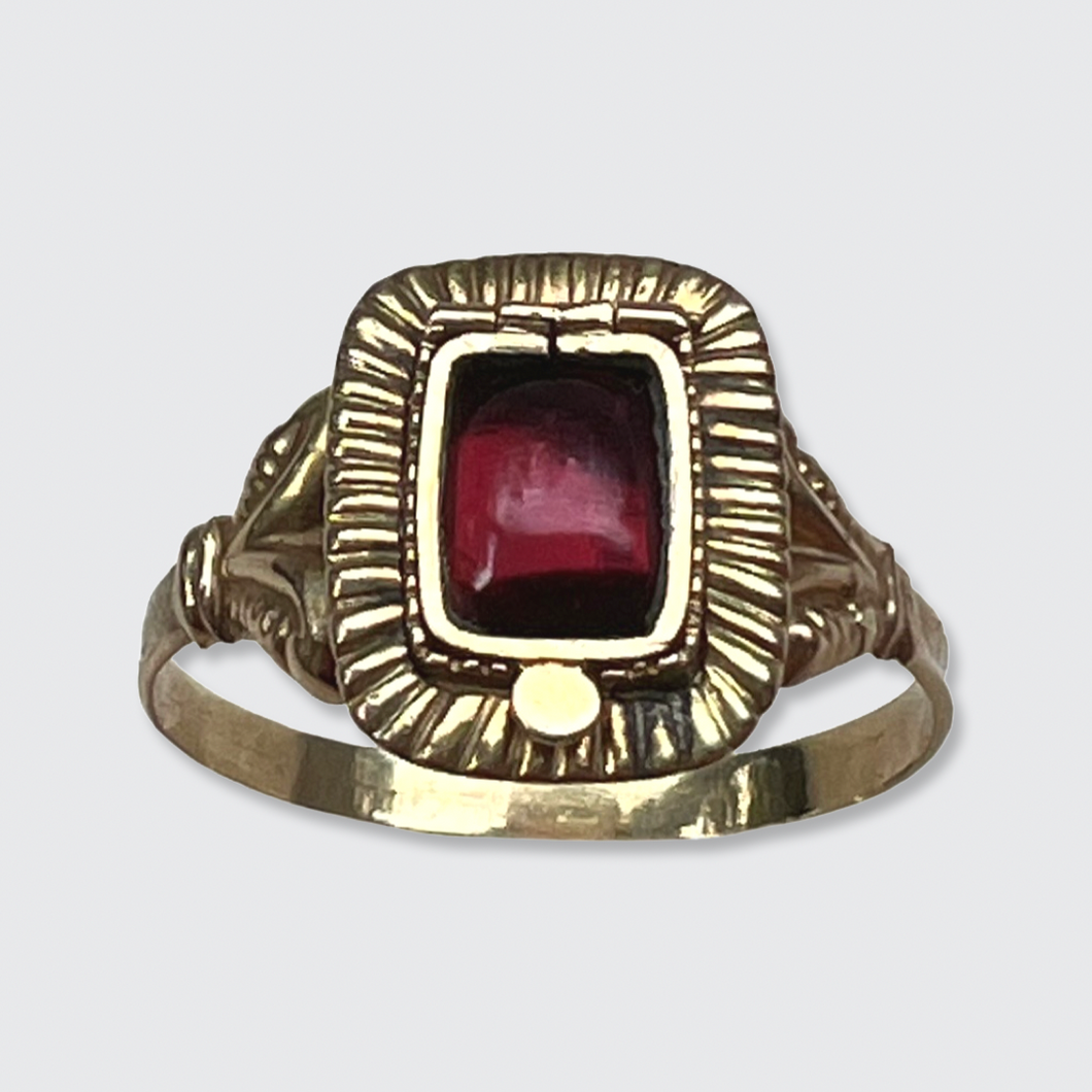 Garnet 'Poison' Ring with Hidden Compartment and Removeable Rim