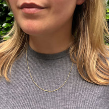 Load image into Gallery viewer, Pearl Conical Station Necklace