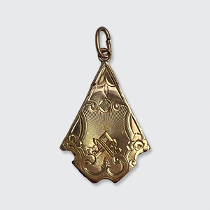 Victorian Star Shaped Locket for Four Pictures