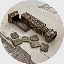 Load image into Gallery viewer, Victorian Wax Seal Travel Case with Six Seals
