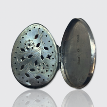 Load image into Gallery viewer, Antique Silver Shell Vinaigrette