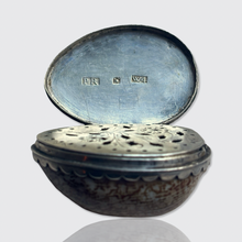 Load image into Gallery viewer, Antique Silver Shell Vinaigrette